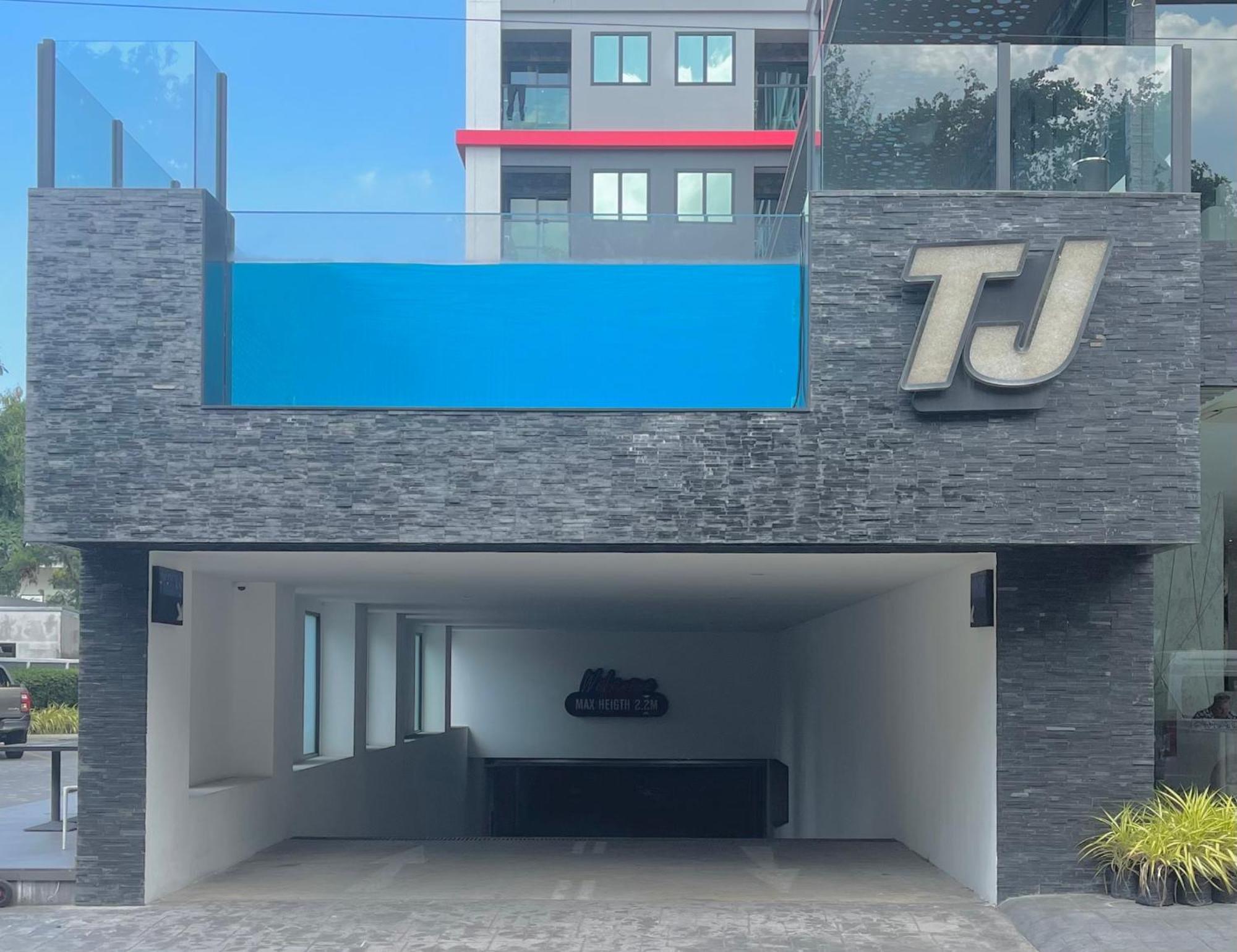 The TJ Hotel Jomtien Buitenkant foto